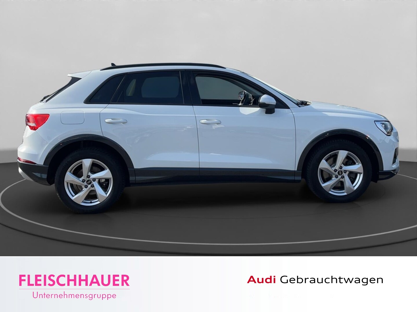 Bild über Audi Q3 TFSI quattro 140 kW S tronic - für weitere Informationen kontaktieren Sie den Audi Partner