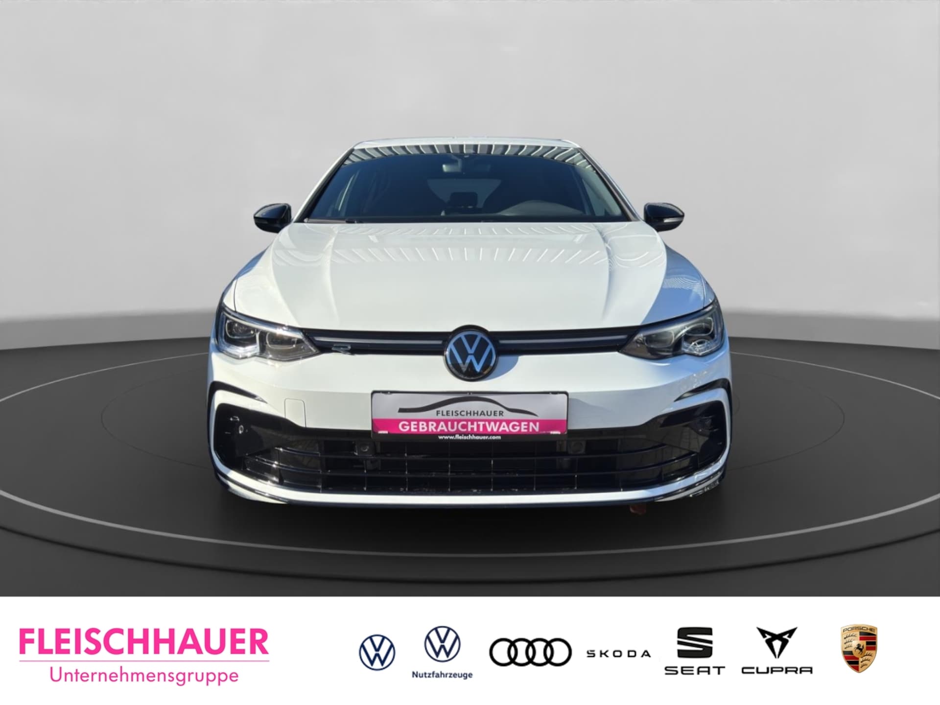 Volkswagen Golf R-Line