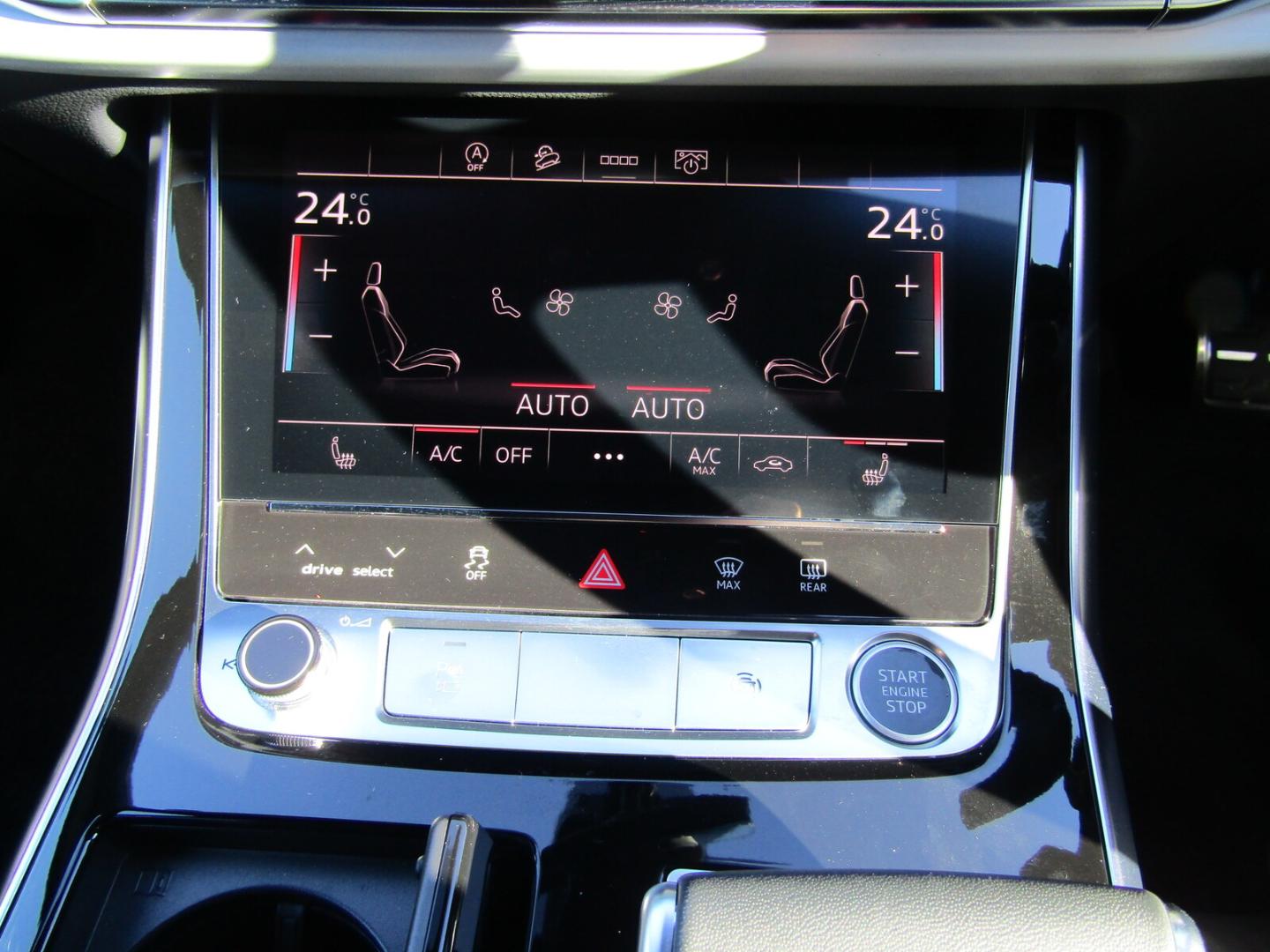 Image about Audi Q7 50 TDI quattro S line kW(PS) tiptronic