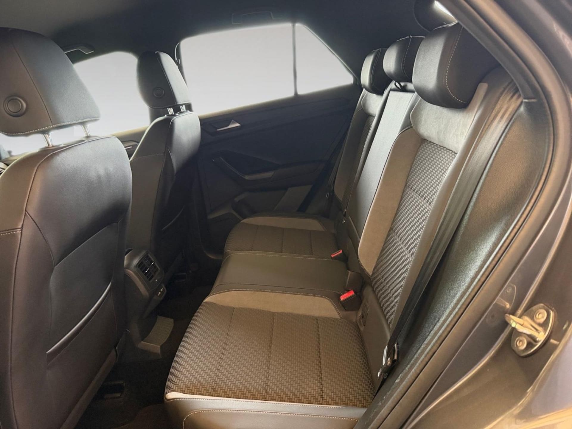 Volkswagen T-Roc Sport