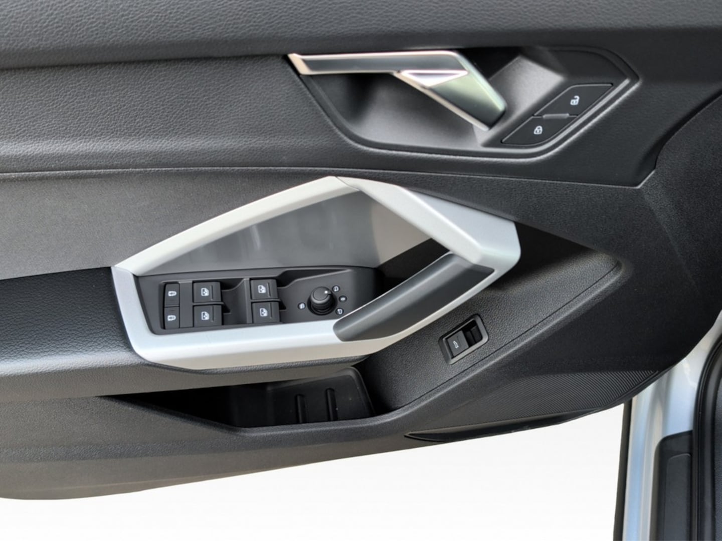 Bild über Audi Q3 35 TDI Schaltgetriebe - für weitere Informationen kontaktieren Sie den Audi Partner