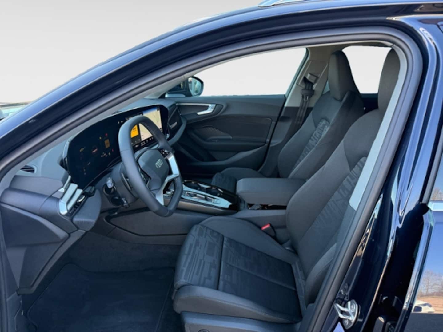 Bild über Audi A5 Avant TDI quattro 150 kW S tronic - für weitere Informationen kontaktieren Sie den Audi Partner