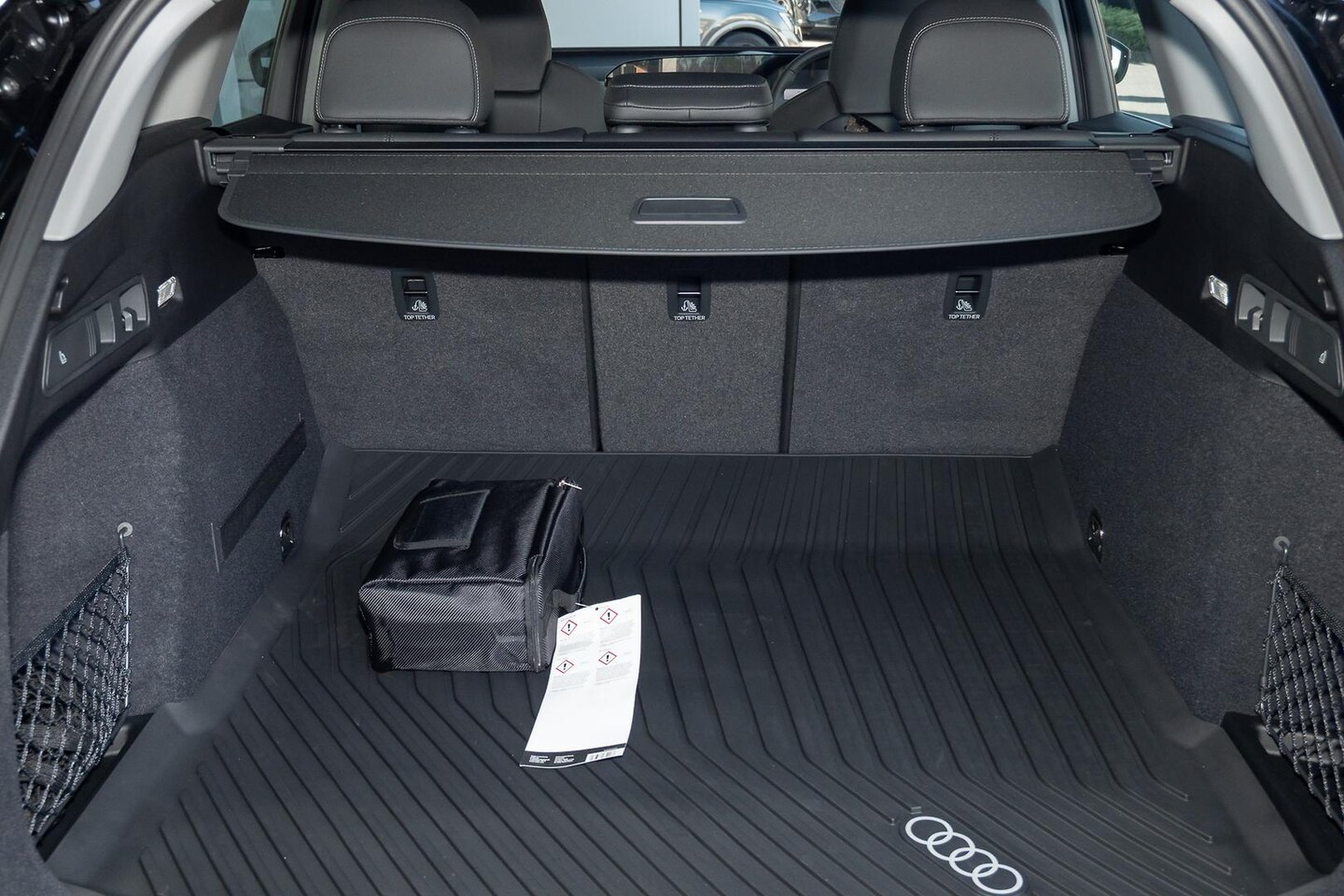 Image about Audi Q6 SUV e-tron e-tron