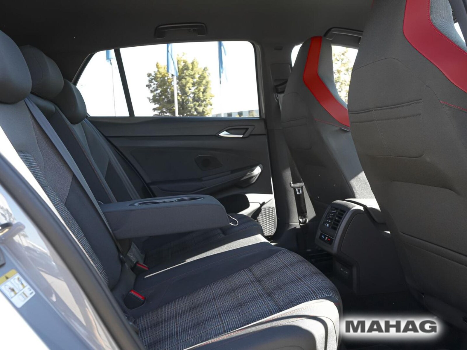 Volkswagen Golf – Bild 17