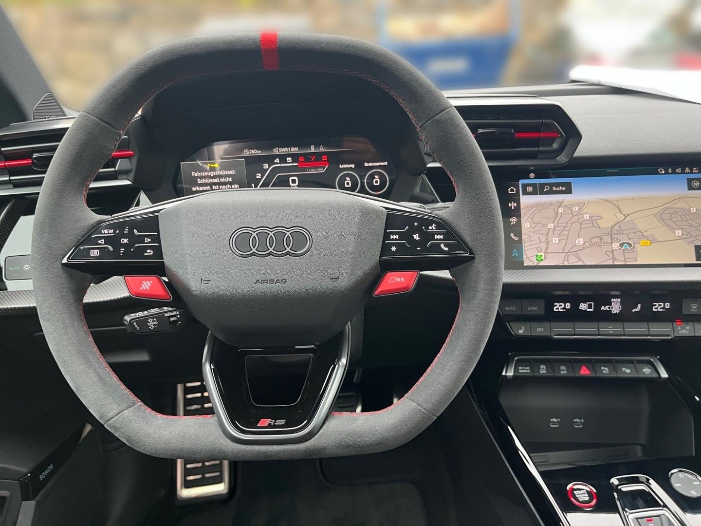 Bild über Audi RS 3 Limousine TFSI quattro S tronic - für weitere Informationen kontaktieren Sie den Audi Partner