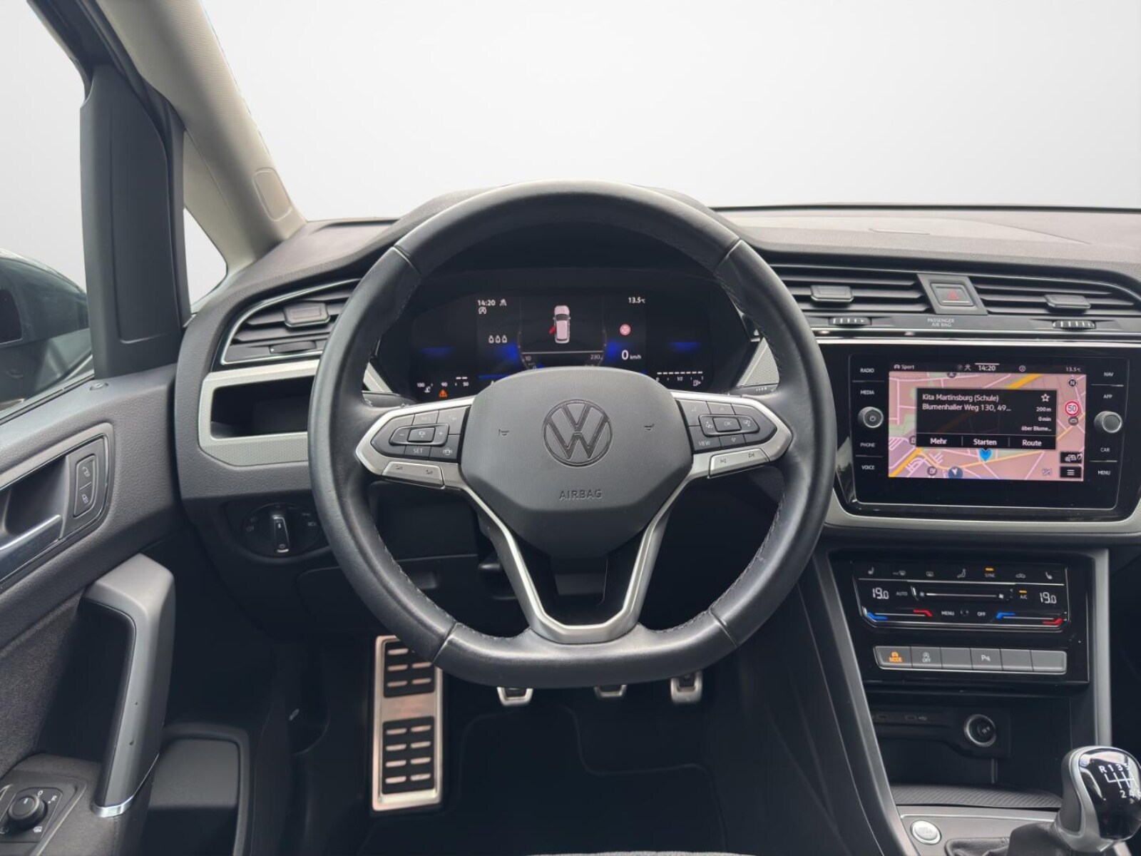 Volkswagen Touran – Bild 10