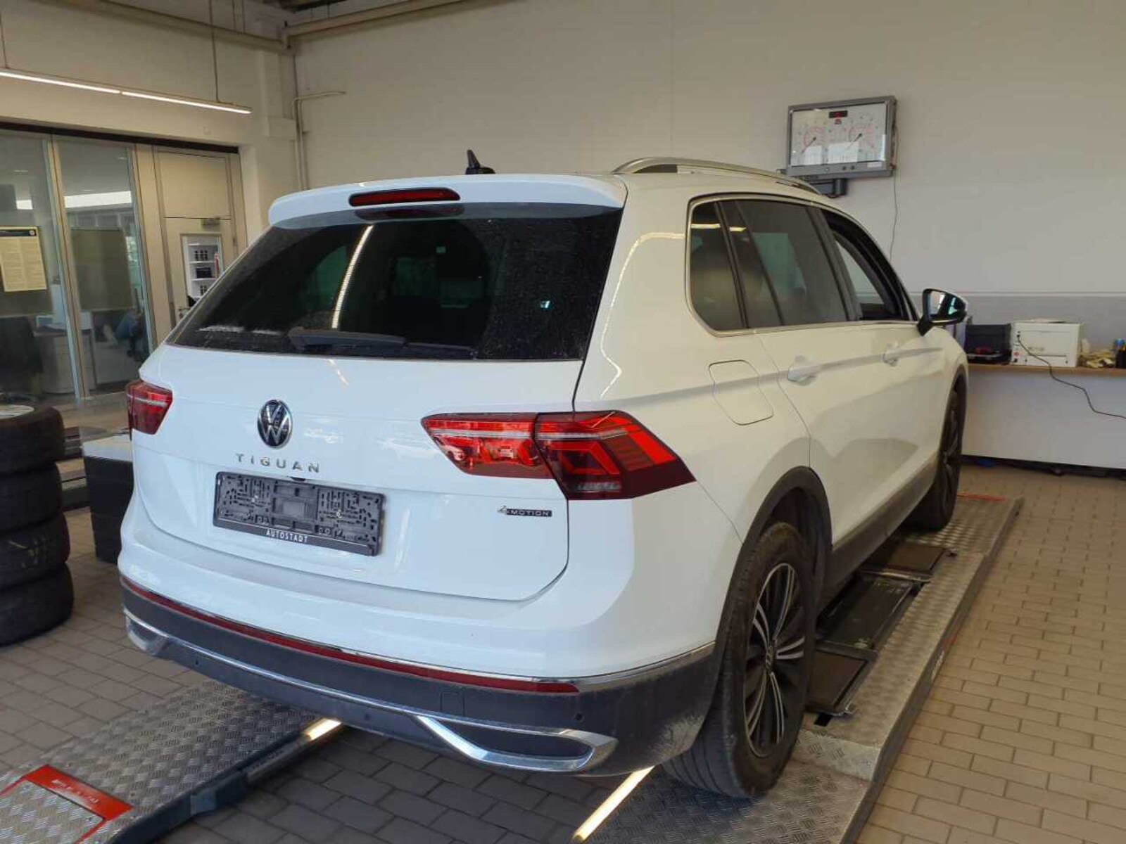 Volkswagen Tiguan – Bild 7