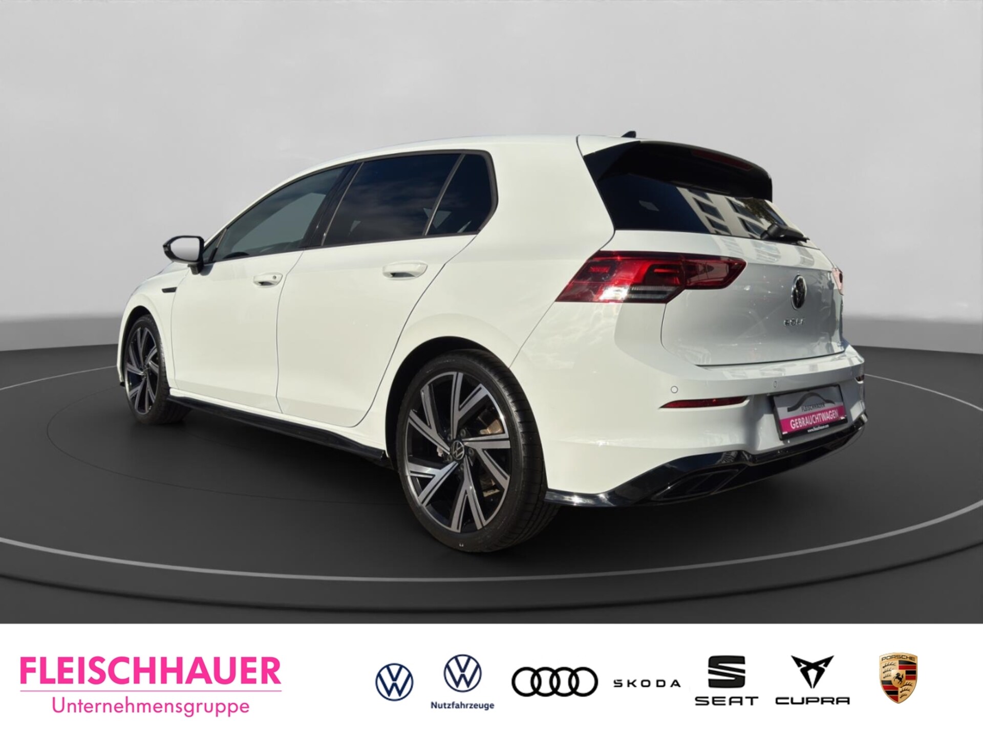 Volkswagen Golf R-Line