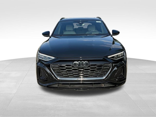 2024 Audi Q8 e-tron