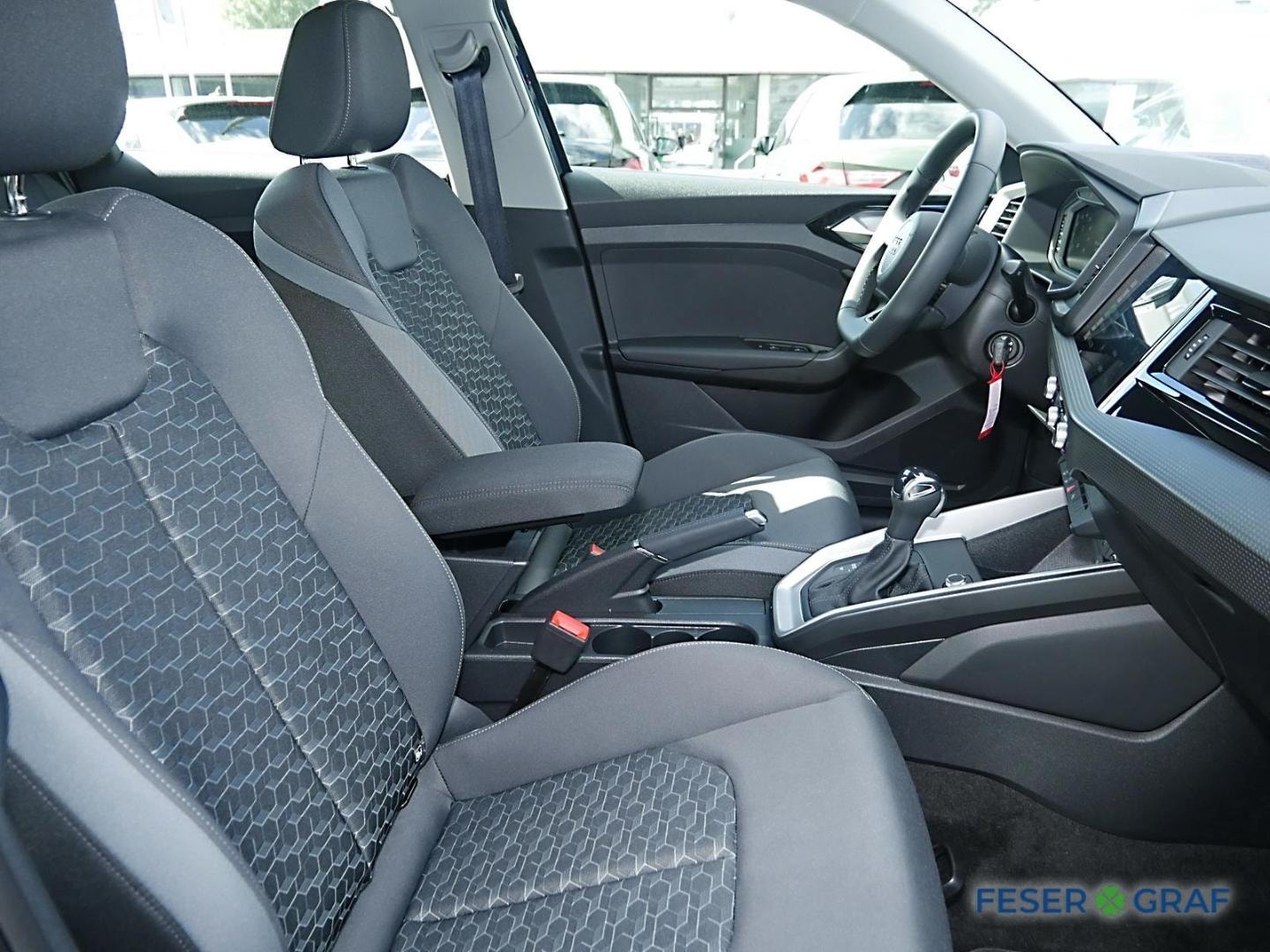 Bild über Audi A1 allstreet 30 TFSI S tronic - für weitere Informationen kontaktieren Sie den Audi Partner