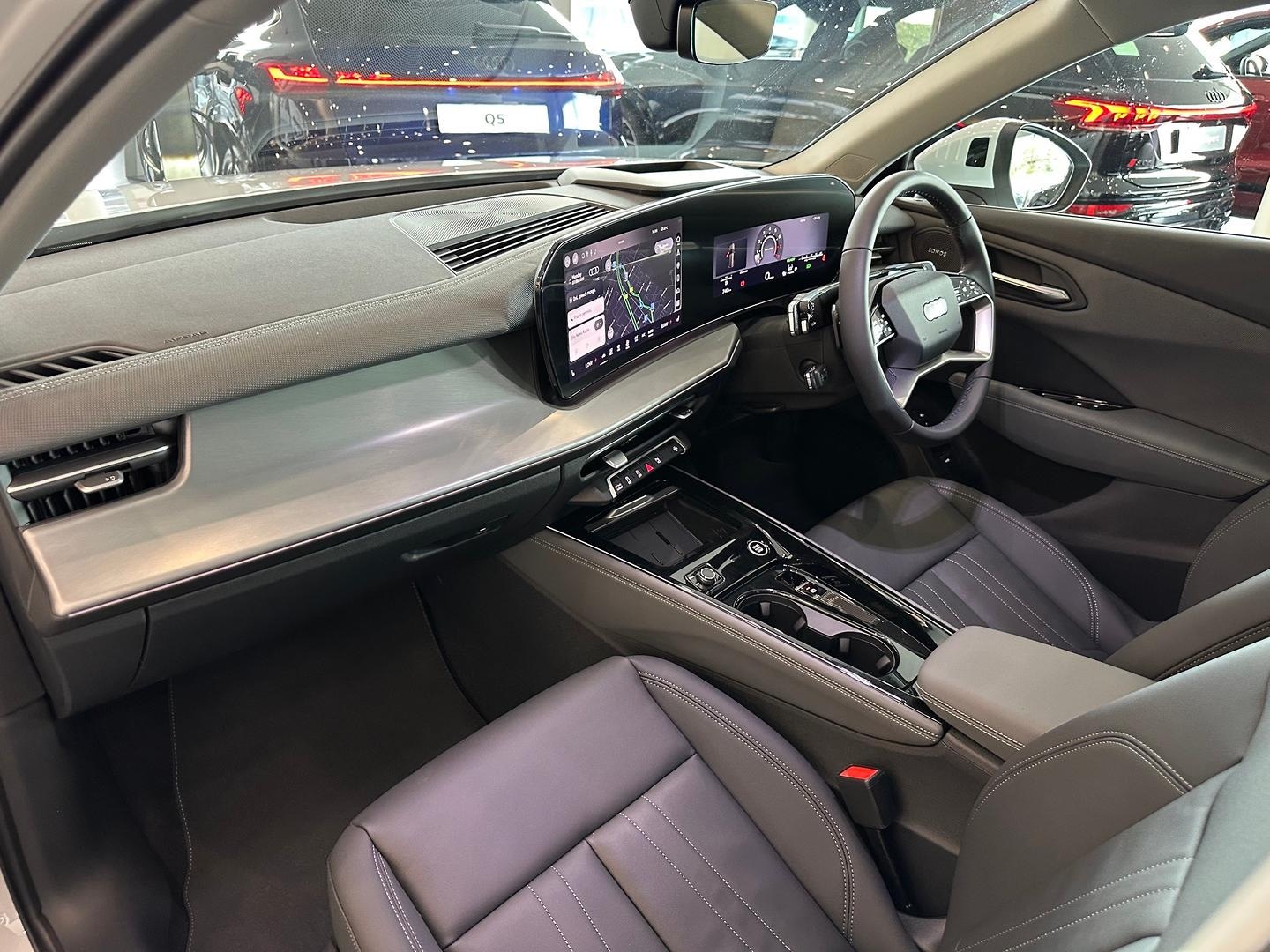 Image about Audi Q3 SUV TFSI 110 kW