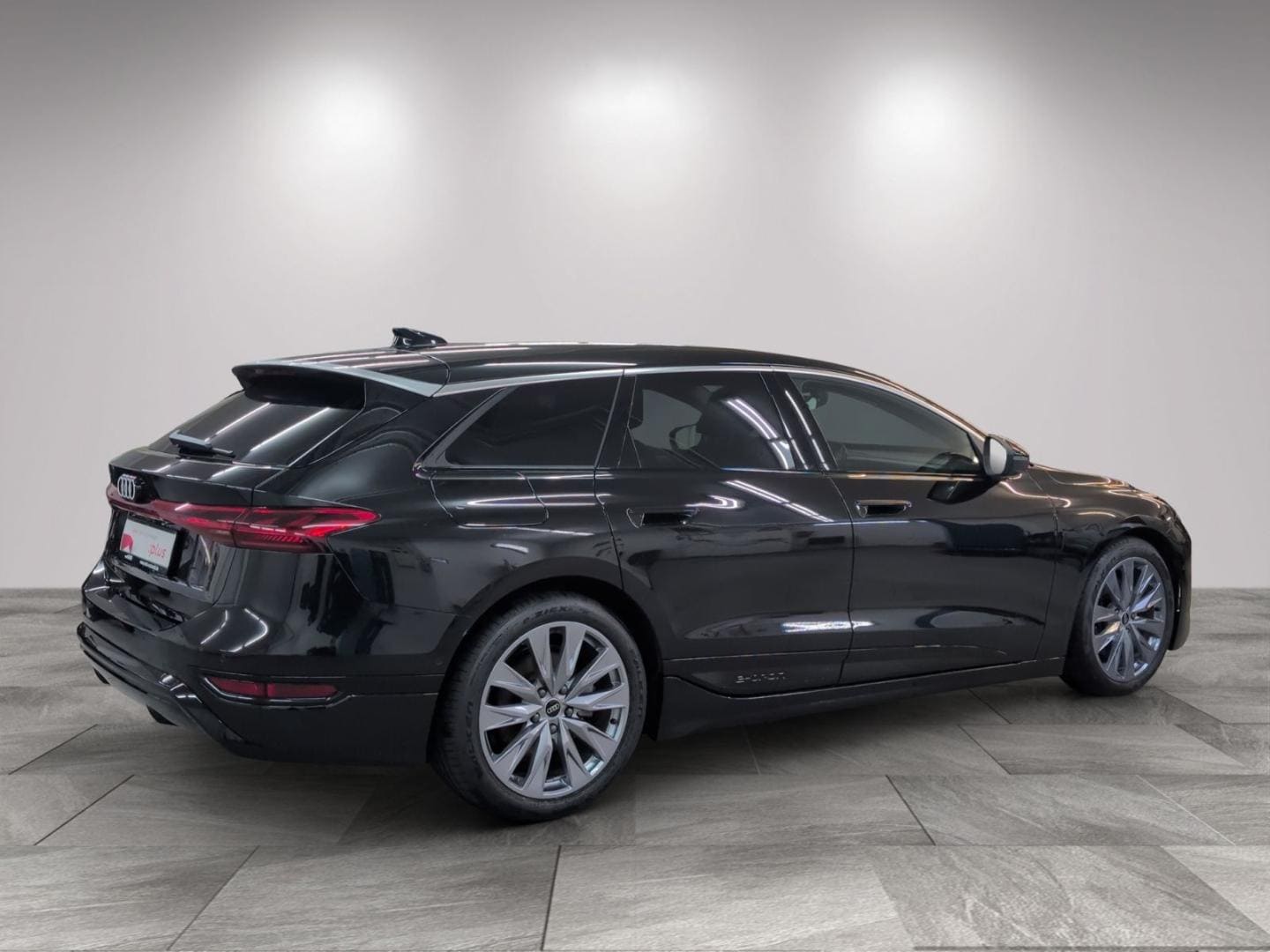 Bild über Audi A6 Avant e-tron e-tron - für weitere Informationen kontaktieren Sie den Audi Partner