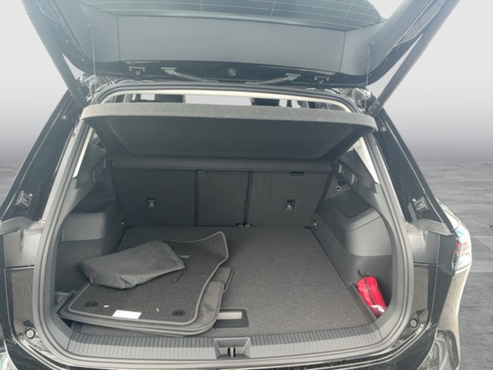 Volkswagen Tiguan – Bild 12