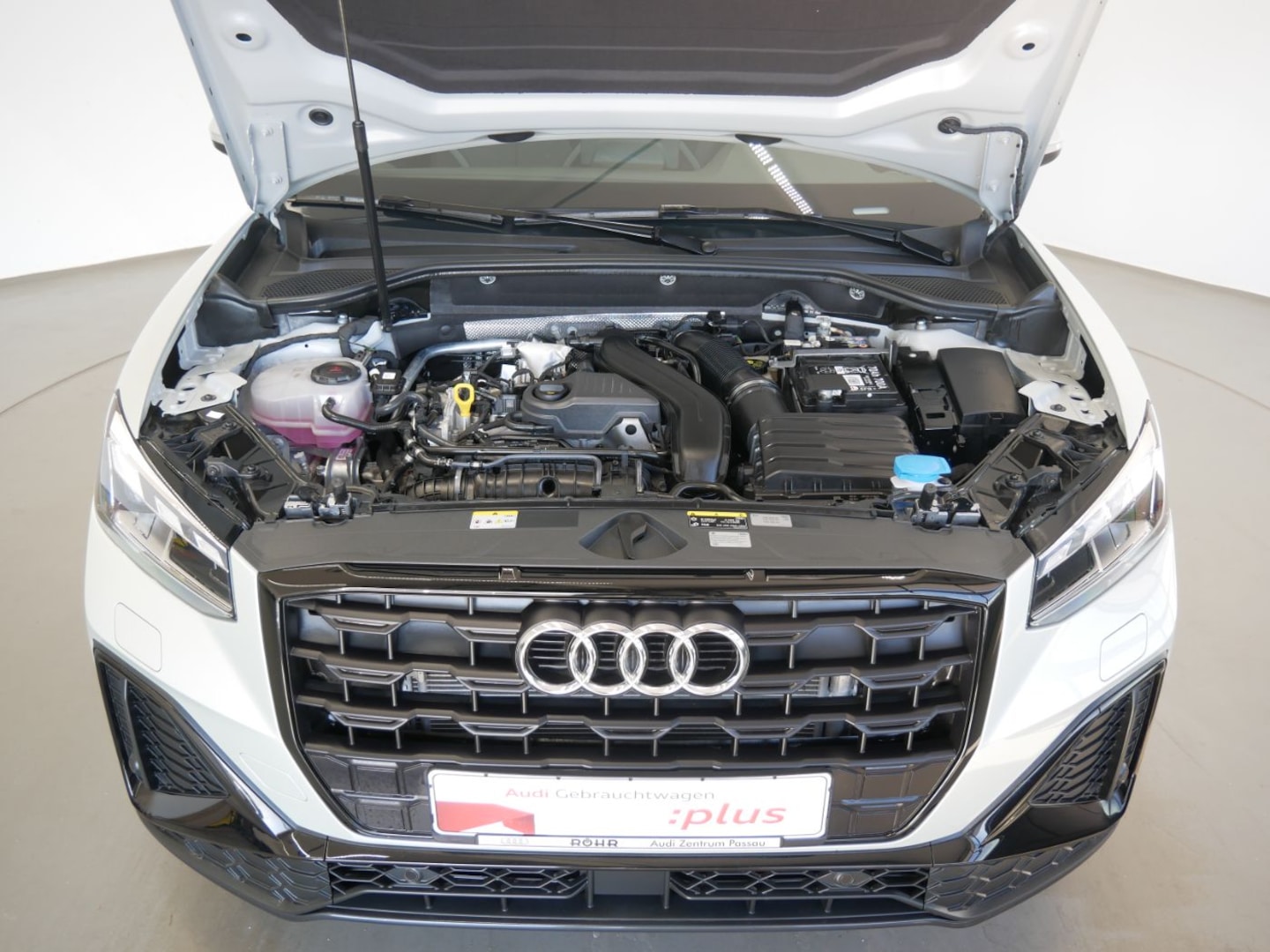 Bild über Audi Q2 S line 35 TFSI Schaltgetriebe - für weitere Informationen kontaktieren Sie den Audi Partner