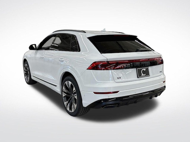 2025 Audi Q8