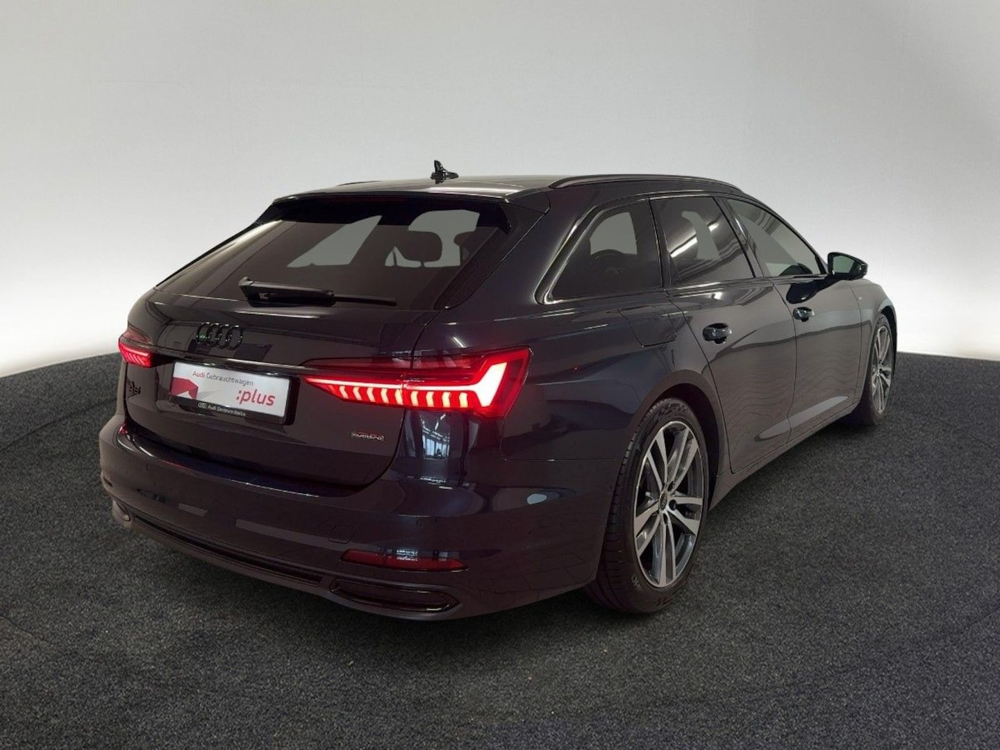 Bild über Audi A6 Avant sport 45 TFSI quattro S tronic - für weitere Informationen kontaktieren Sie den Audi Partner