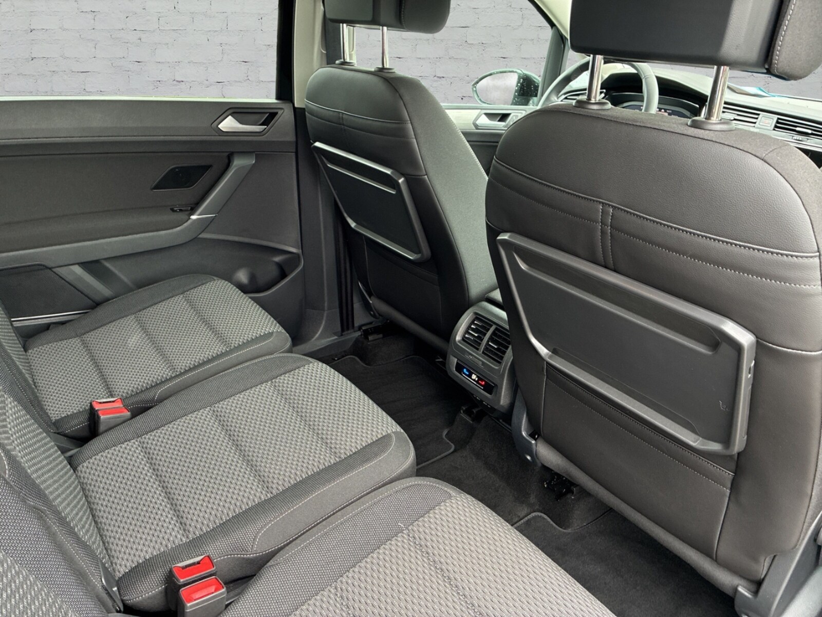 Volkswagen Touran – Bild 9