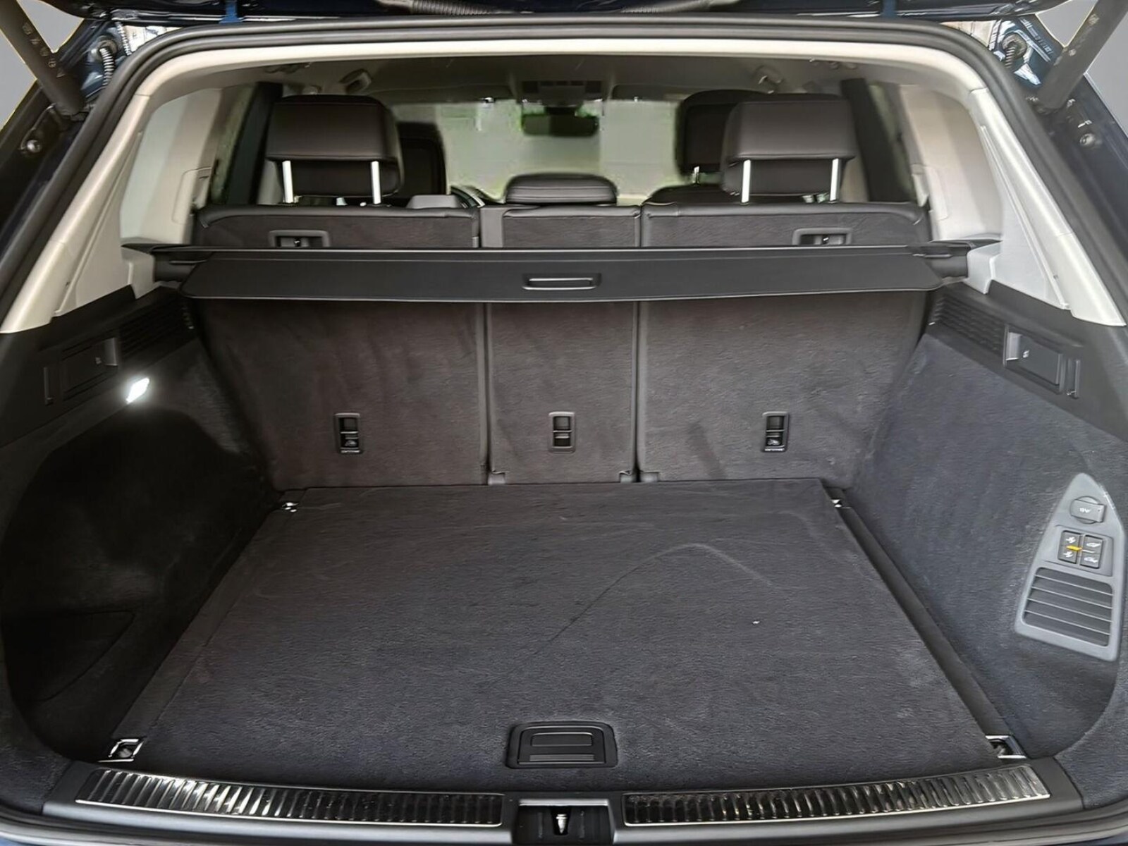 Volkswagen Touareg – Bild 16