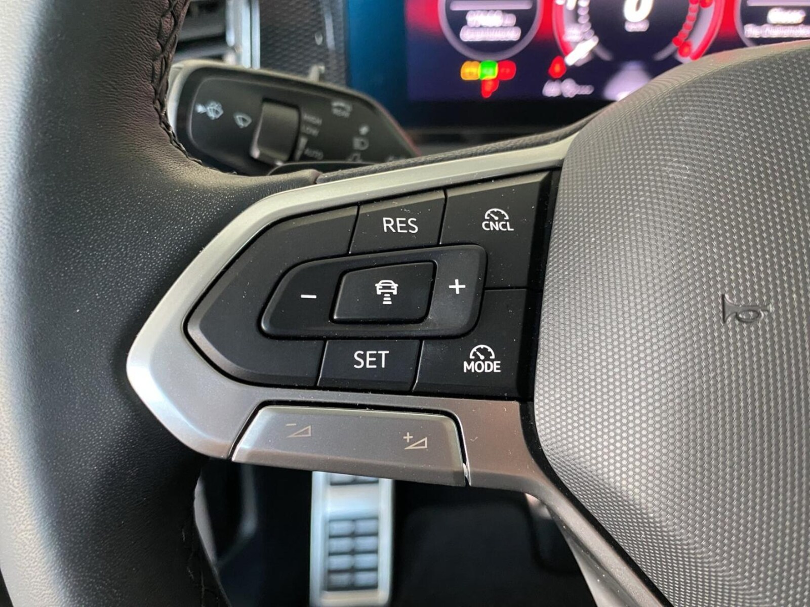 Volkswagen Tiguan – Bild 22