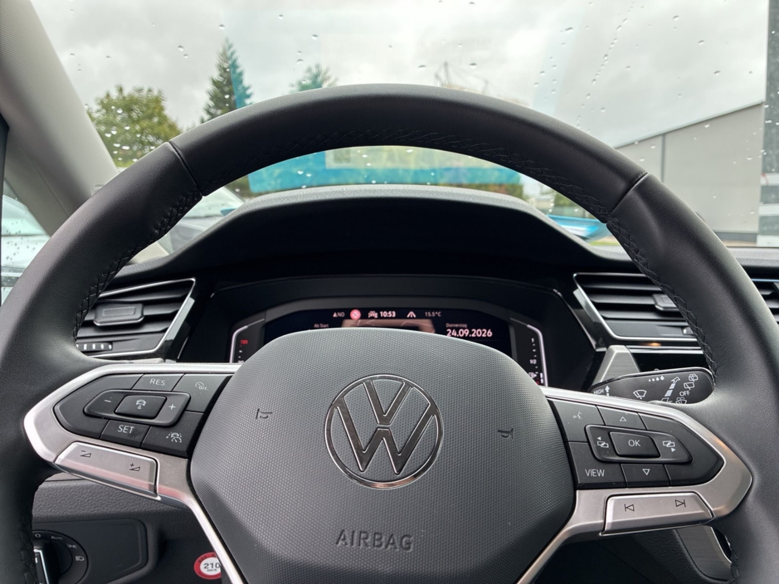Volkswagen Touran – Bild 13