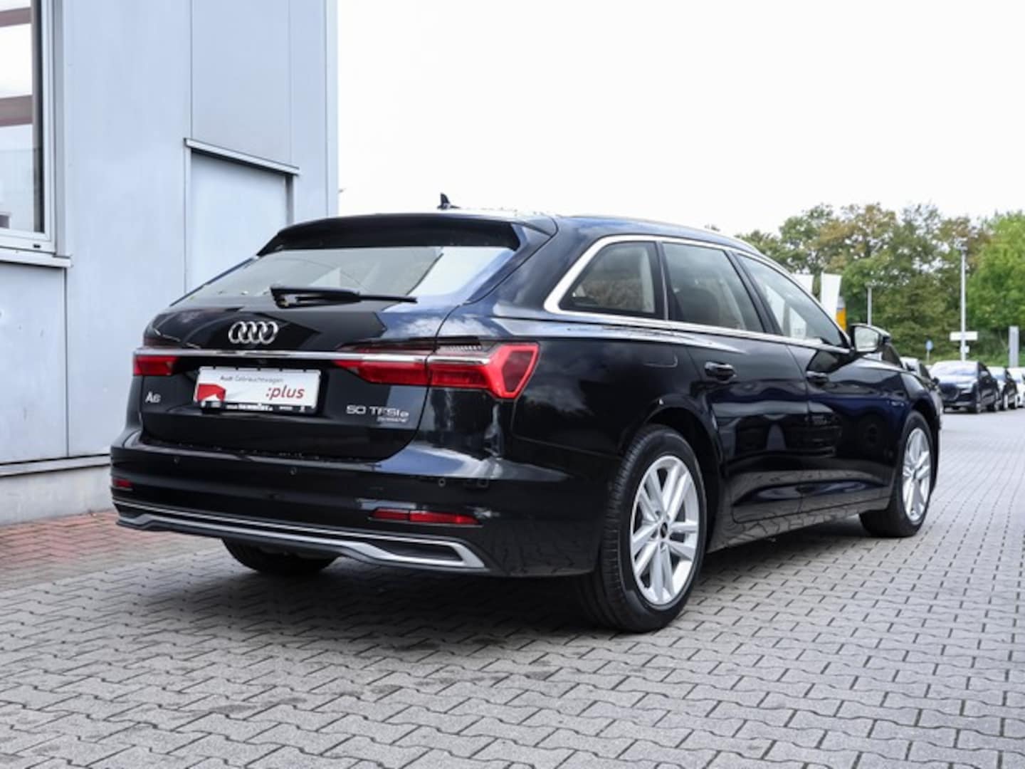 Bild über Audi A6 Avant TFSI e advanced 50 TFSI e quattro S tronic - für weitere Informationen kontaktieren Sie den Audi Partner