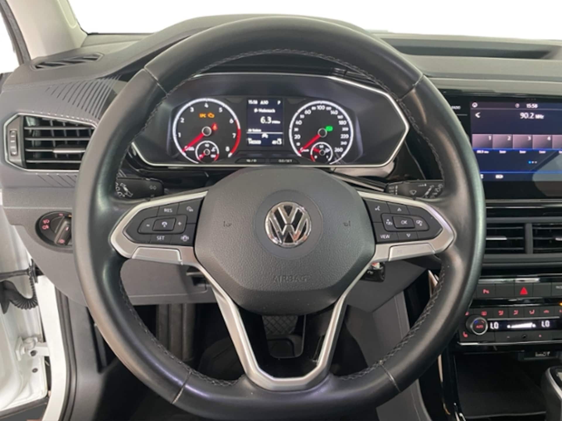 Volkswagen T-Cross Style