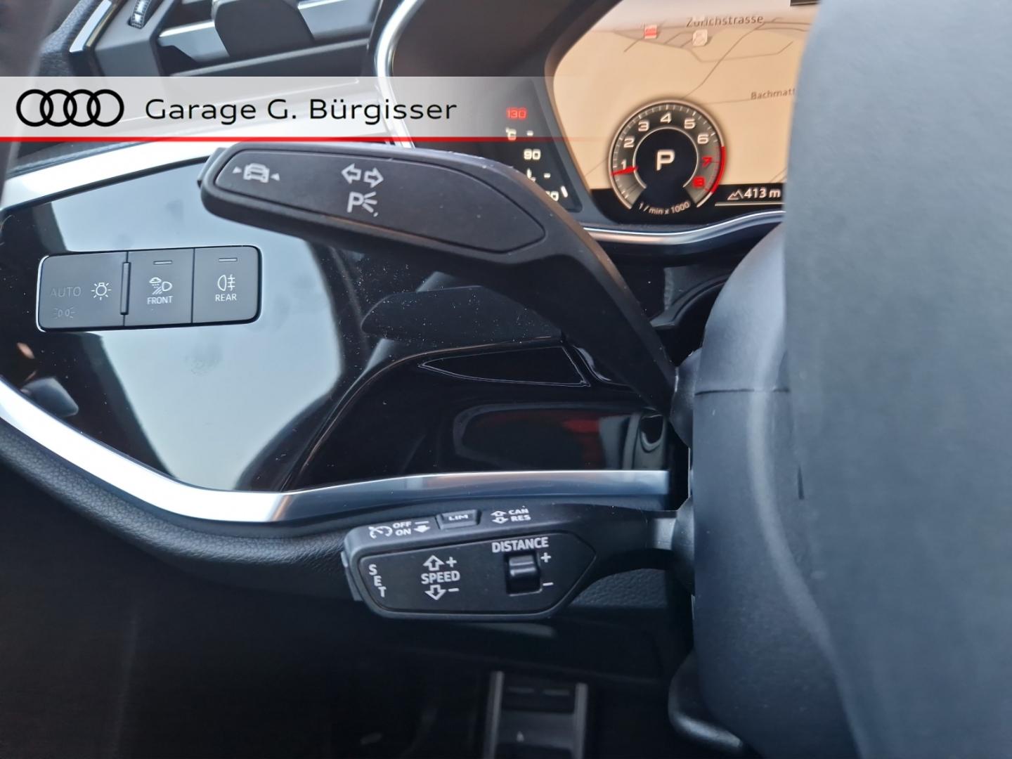 Image about Audi Q3 Special Edition Attraction S line 35 TFSI 110 kW (150 CV) S tronic