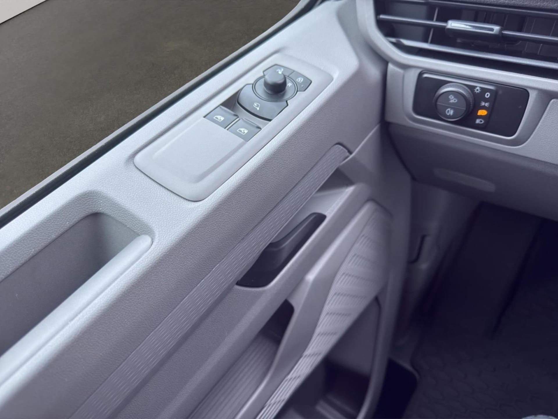 Volkswagen Transporter Kasten kurzer Radstand