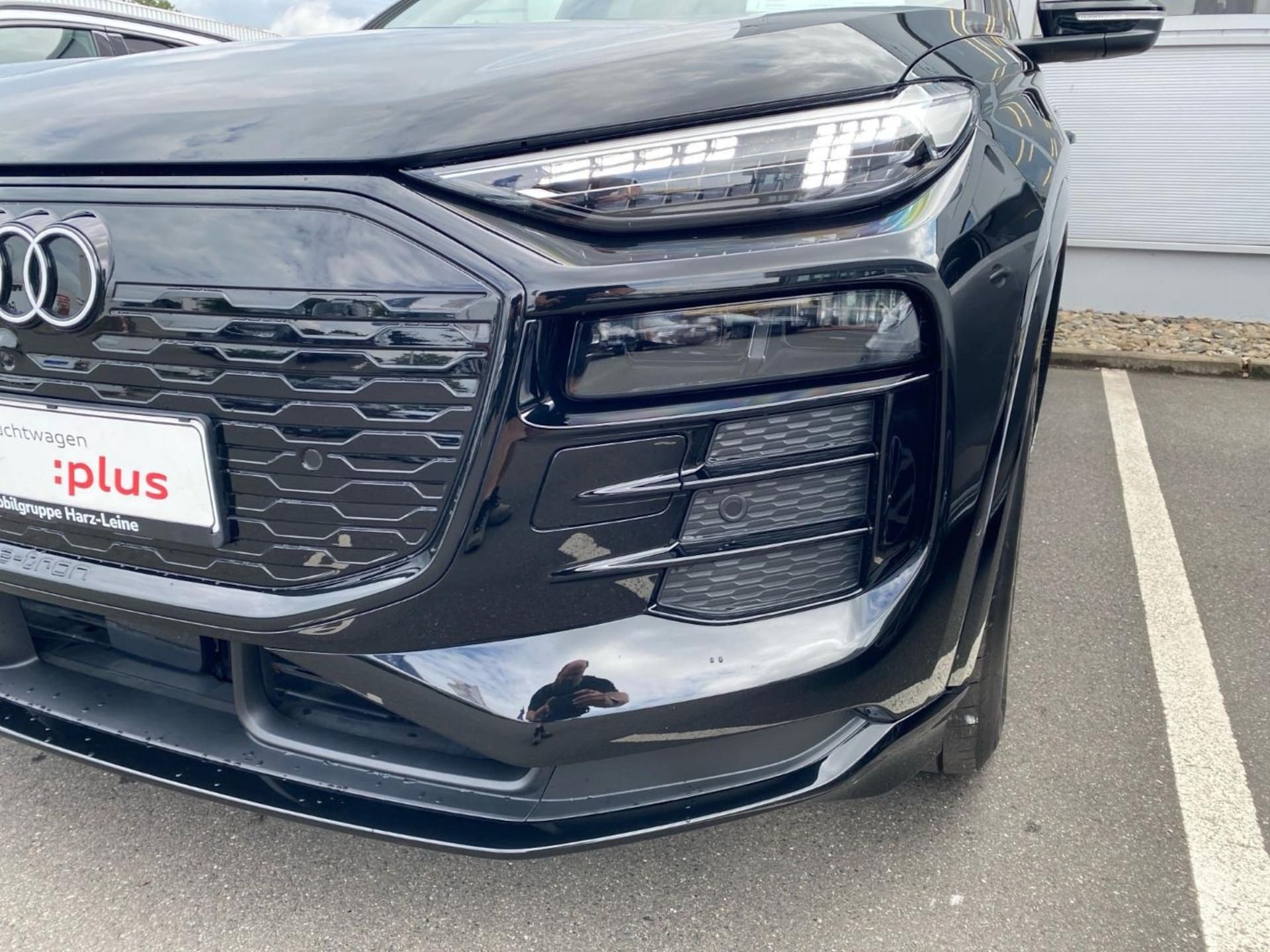 Audi Q6 SUV e-tron