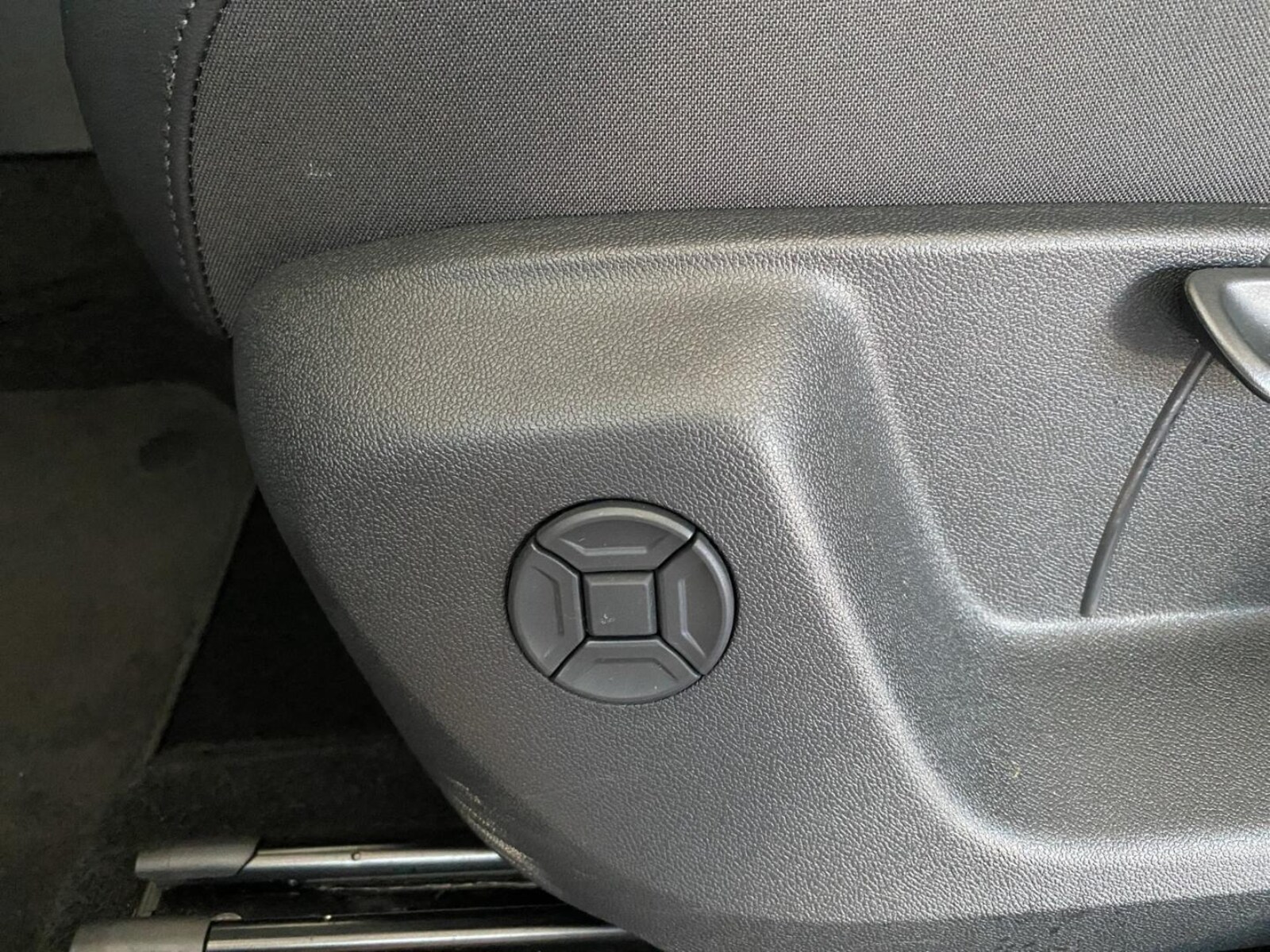 Volkswagen Tiguan – Bild 25