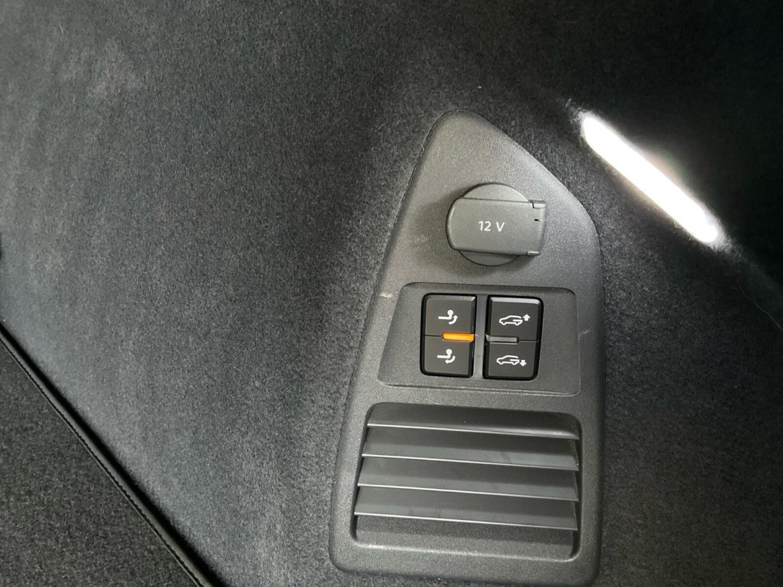 Volkswagen Touareg – Bild 22