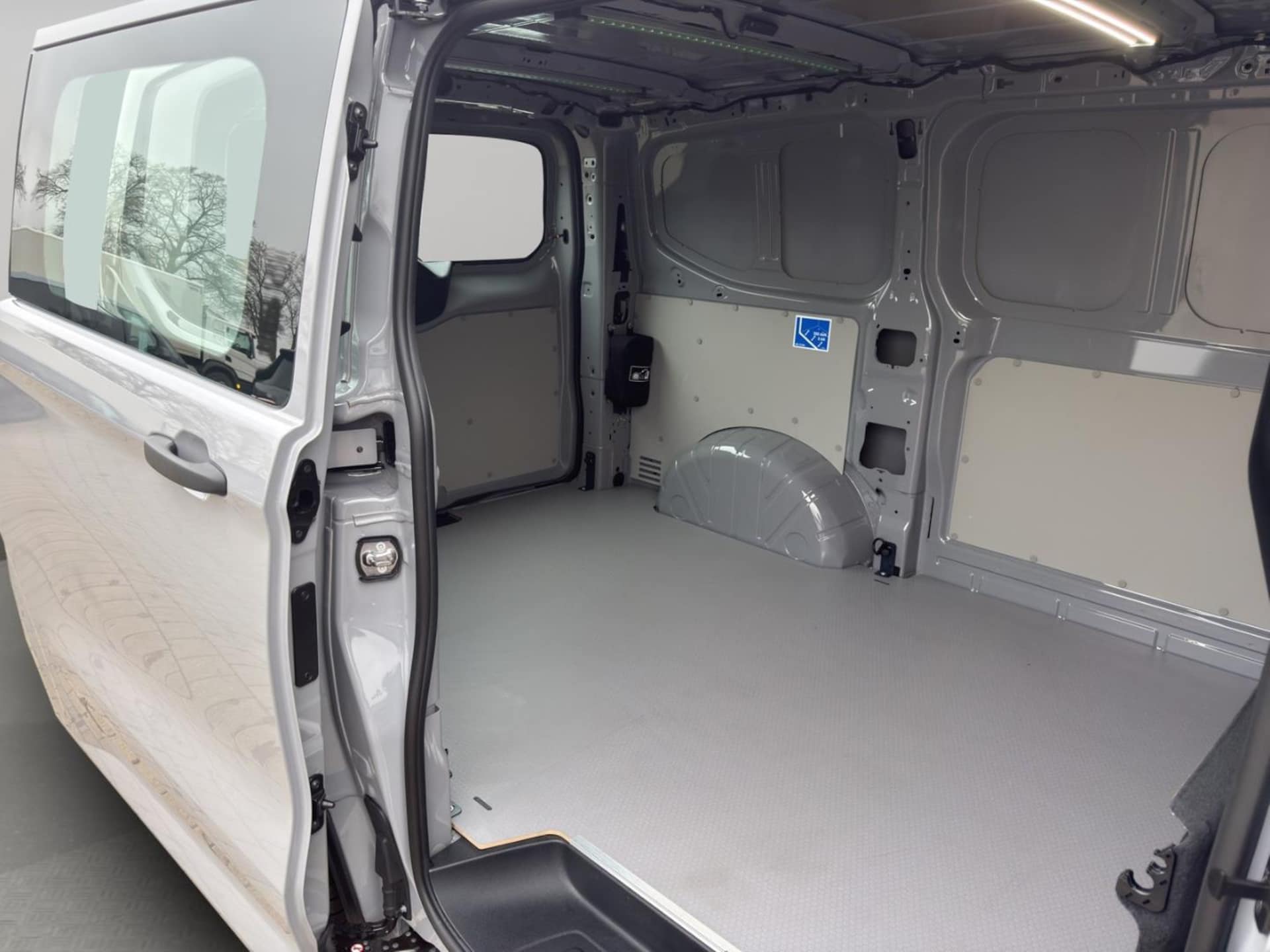 Volkswagen Transporter Kasten kurzer Radstand