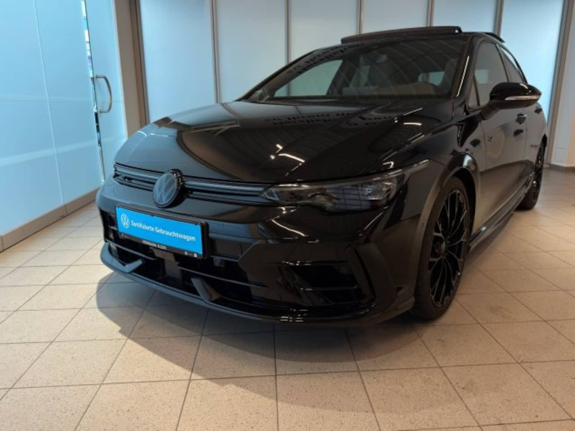 Volkswagen Golf R Black Edition