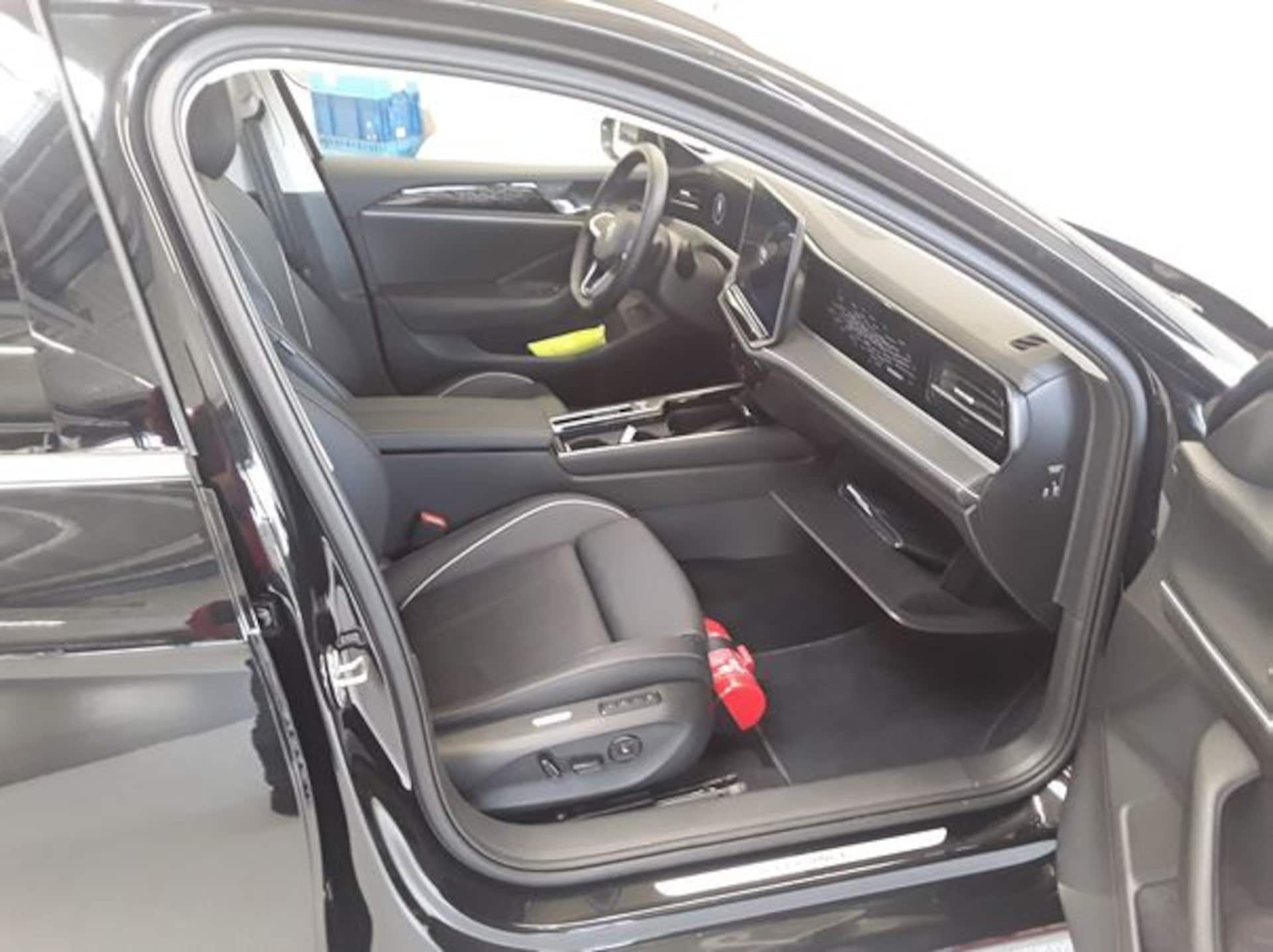 Volkswagen Passat Elegance