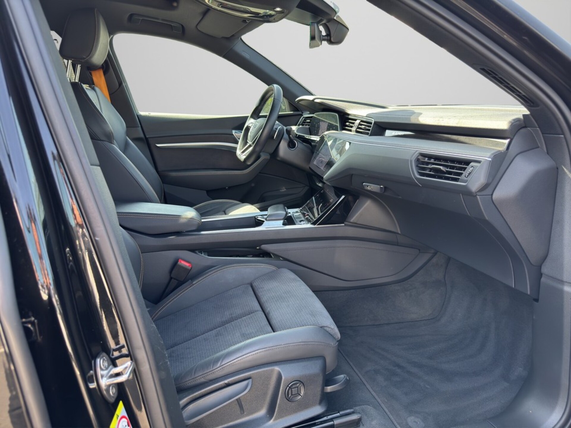 Audi e-tron Sportback S line