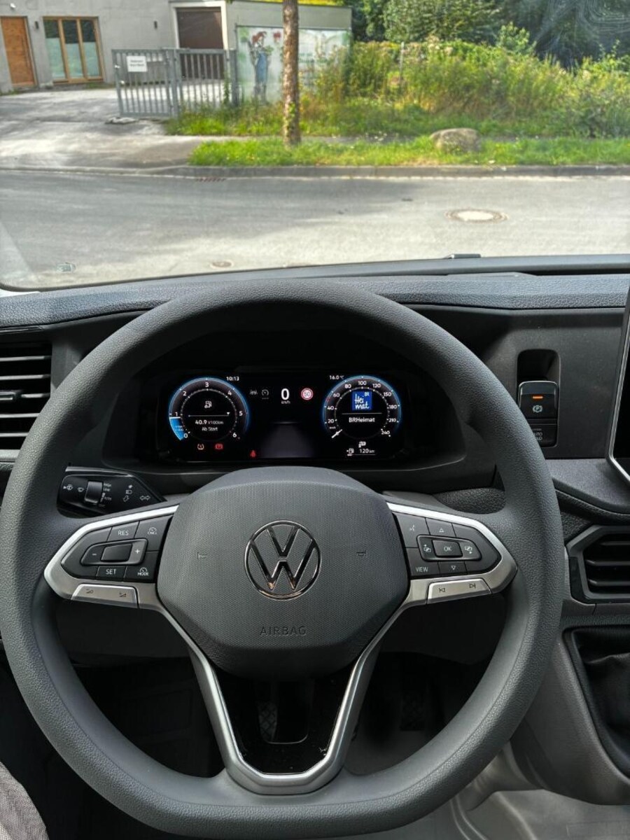 Volkswagen Crafter Kasten langer Radstand – Bild 14