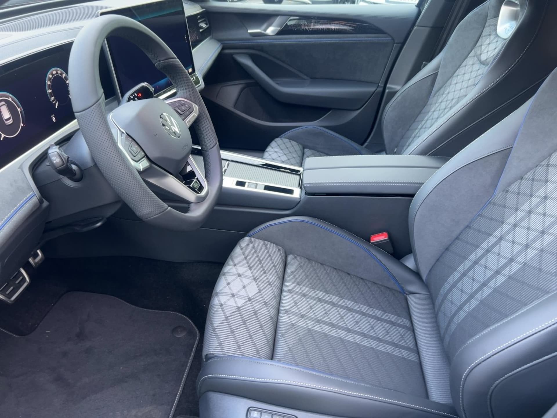 Volkswagen Passat R-Line