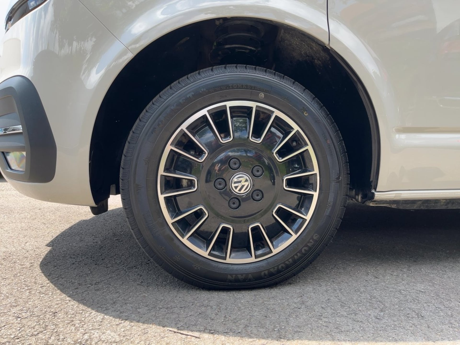 Volkswagen T6.1 California Ocean
