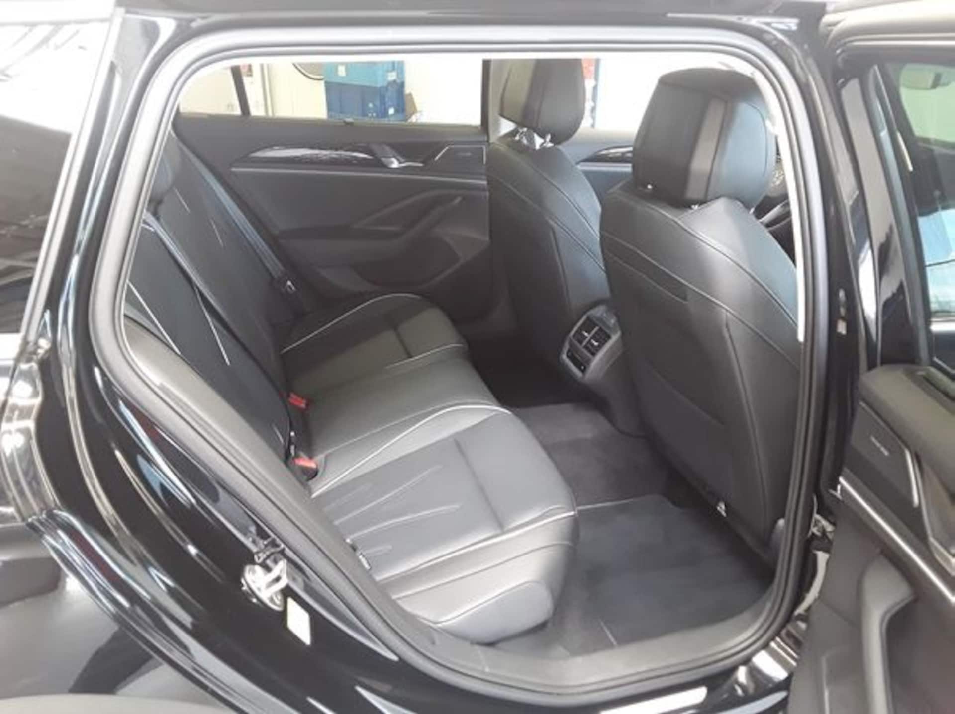 Volkswagen Passat Elegance