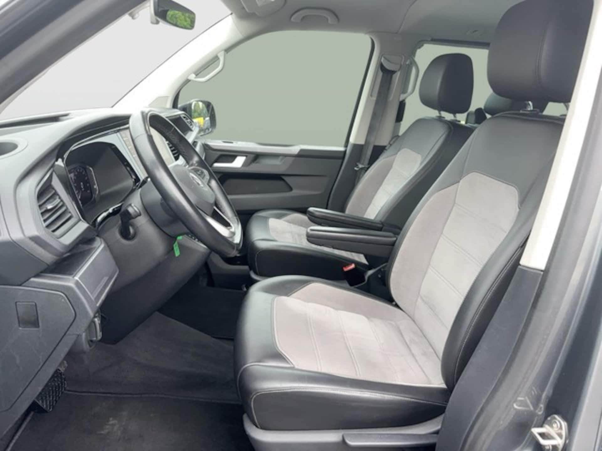 Volkswagen T6.1 Multivan Highline