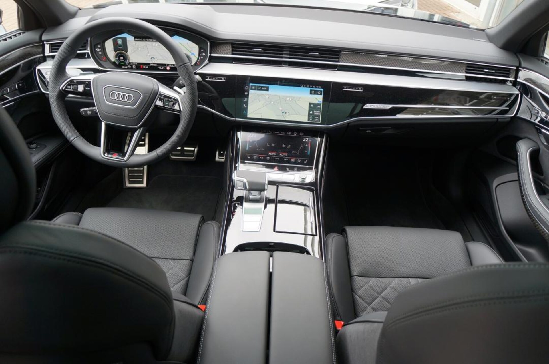 Audi A8 L TFSI e