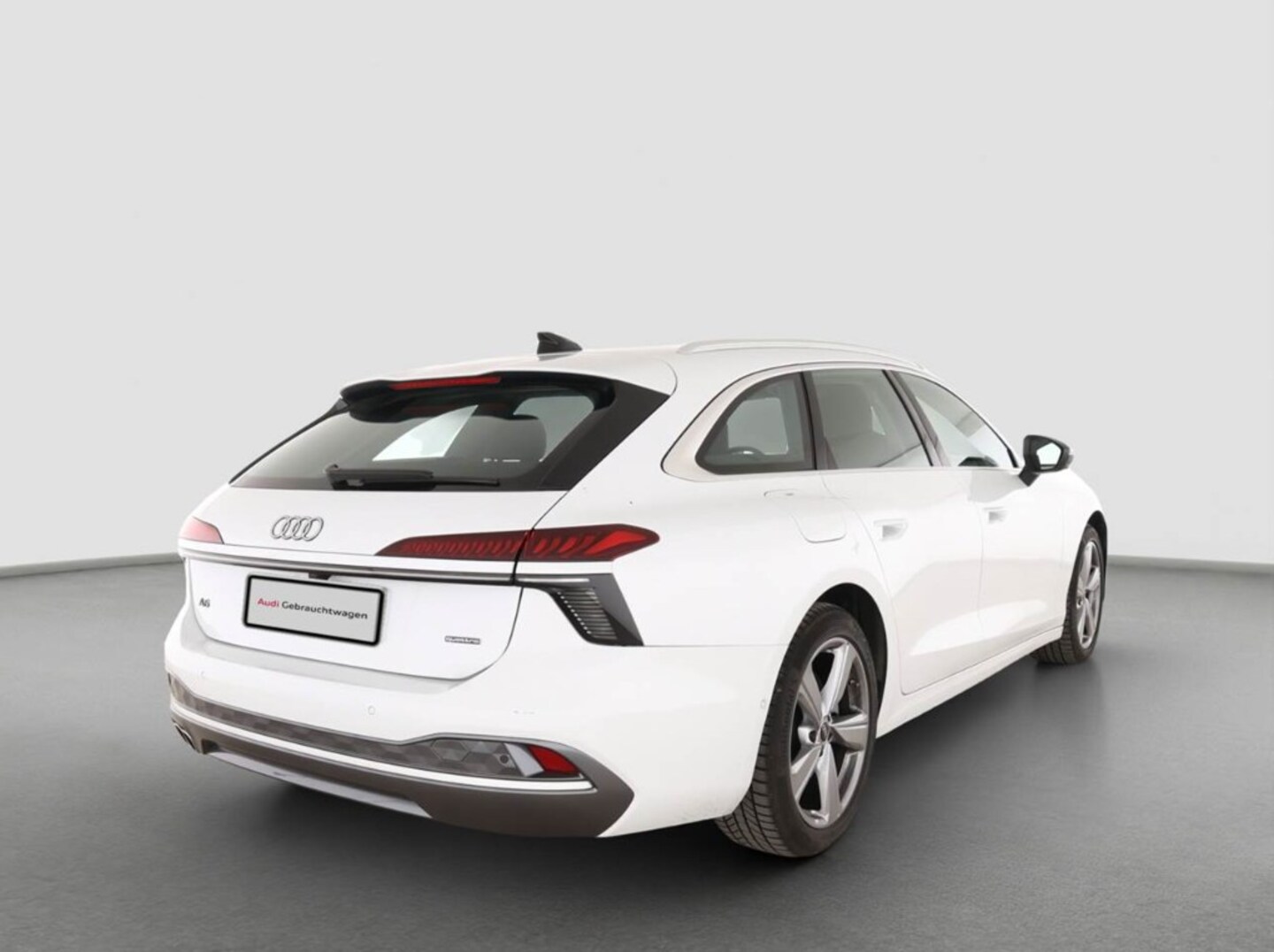 Bild über Audi A6 Avant TDI quattro 150 kW S tronic - für weitere Informationen kontaktieren Sie den Audi Partner