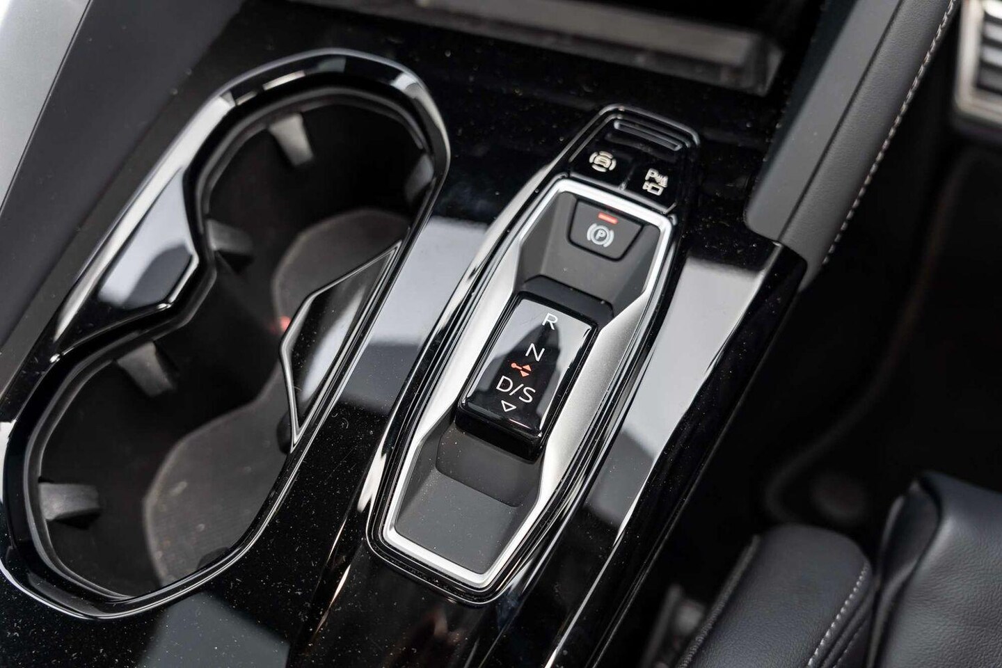Image about Audi Q5 Sportback TDI quattro 150 kW sport