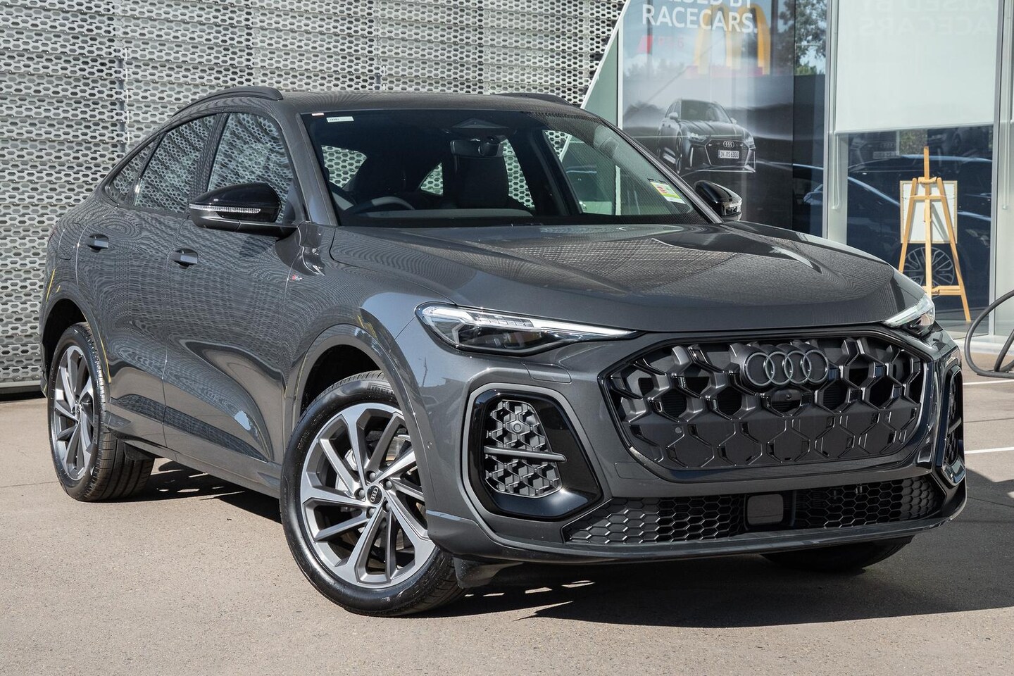 Image about Audi Q5 Sportback TFSI quattro 200 kW sport