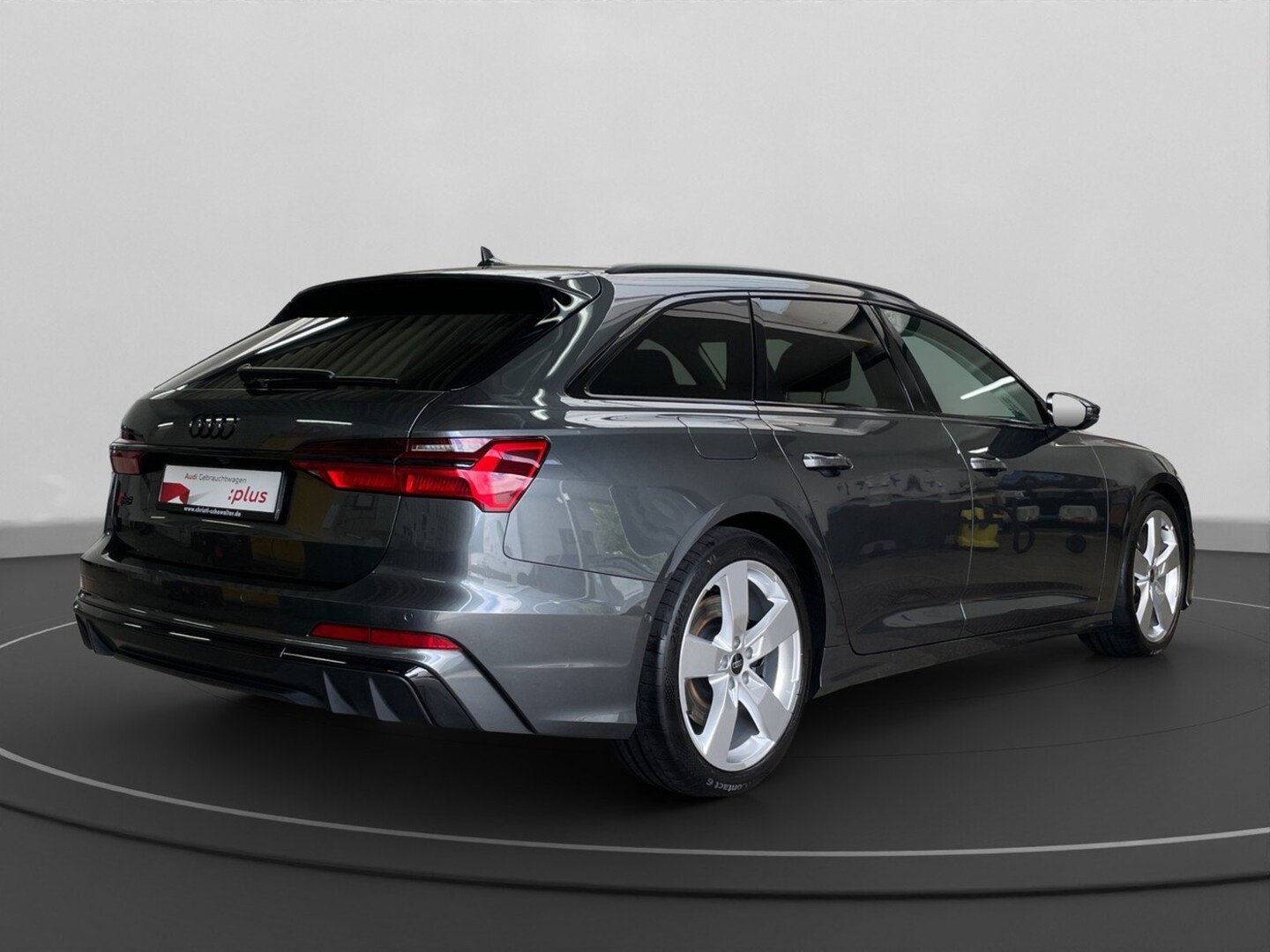 Bild über Audi S6 Avant TDI quattro tiptronic - für weitere Informationen kontaktieren Sie den Audi Partner