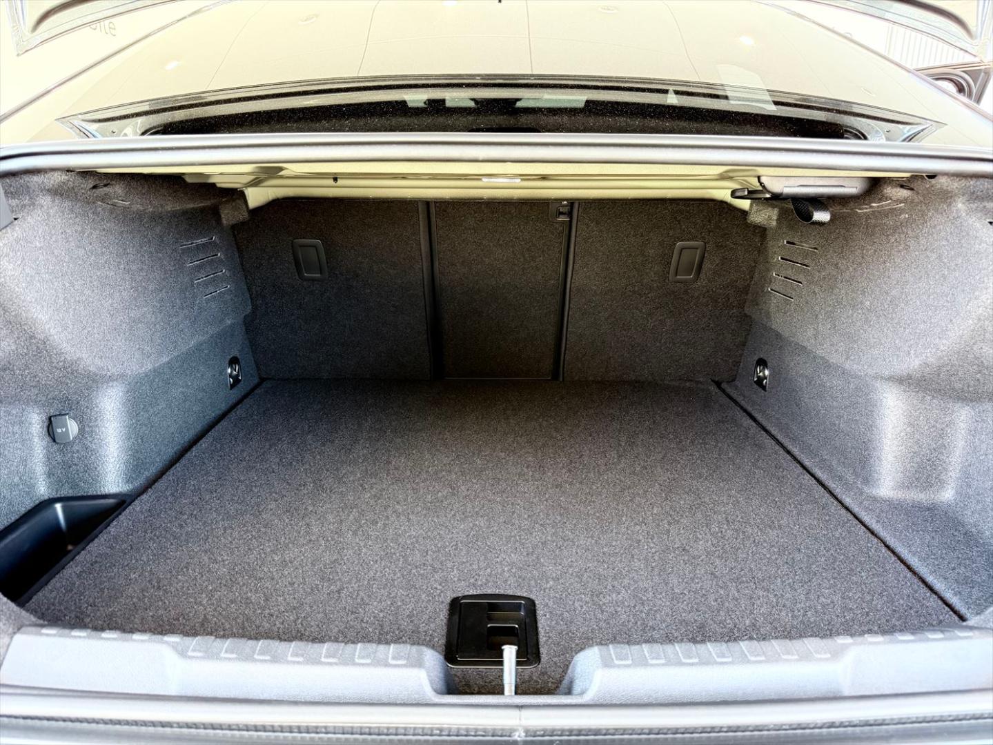 Image about Audi RS 3 Sedan RS 3 Saloon 294(400) kW(PS) S tronic