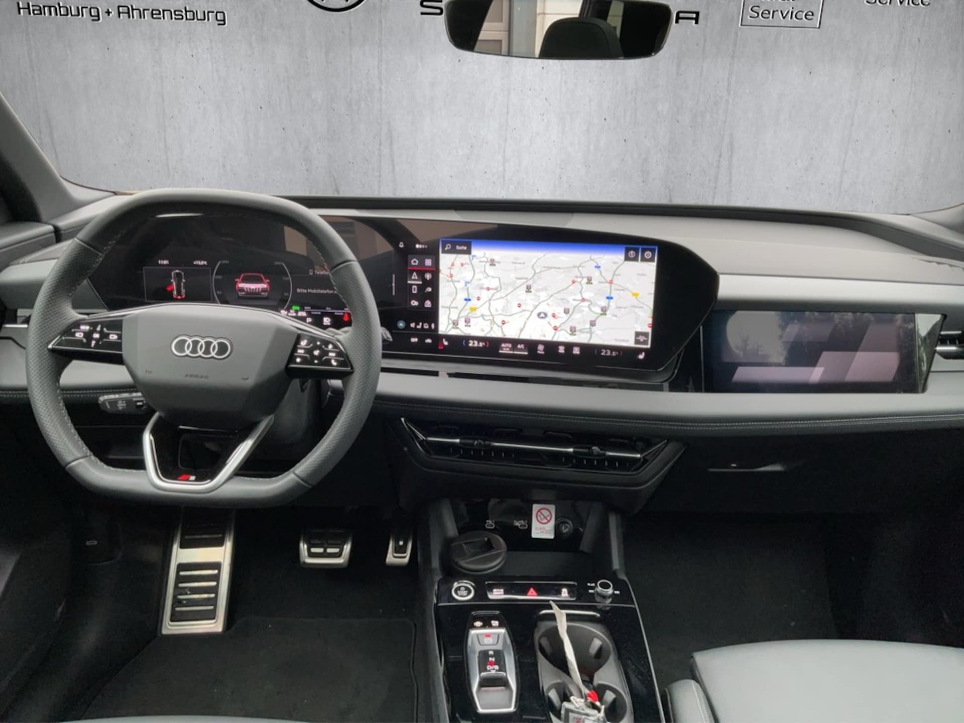 Audi Q6 SUV e-tron