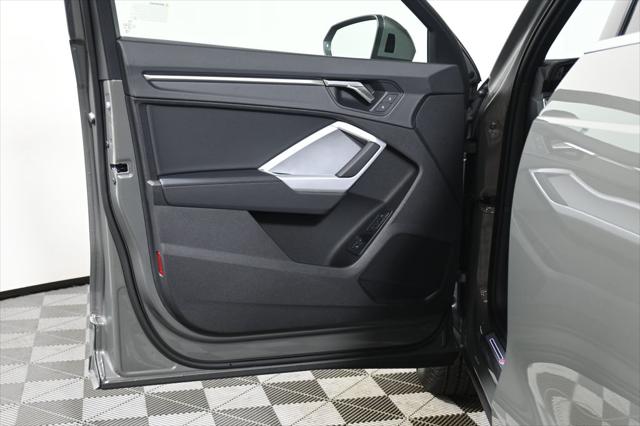2025 Audi Q3 S Line Premium - Photo 23