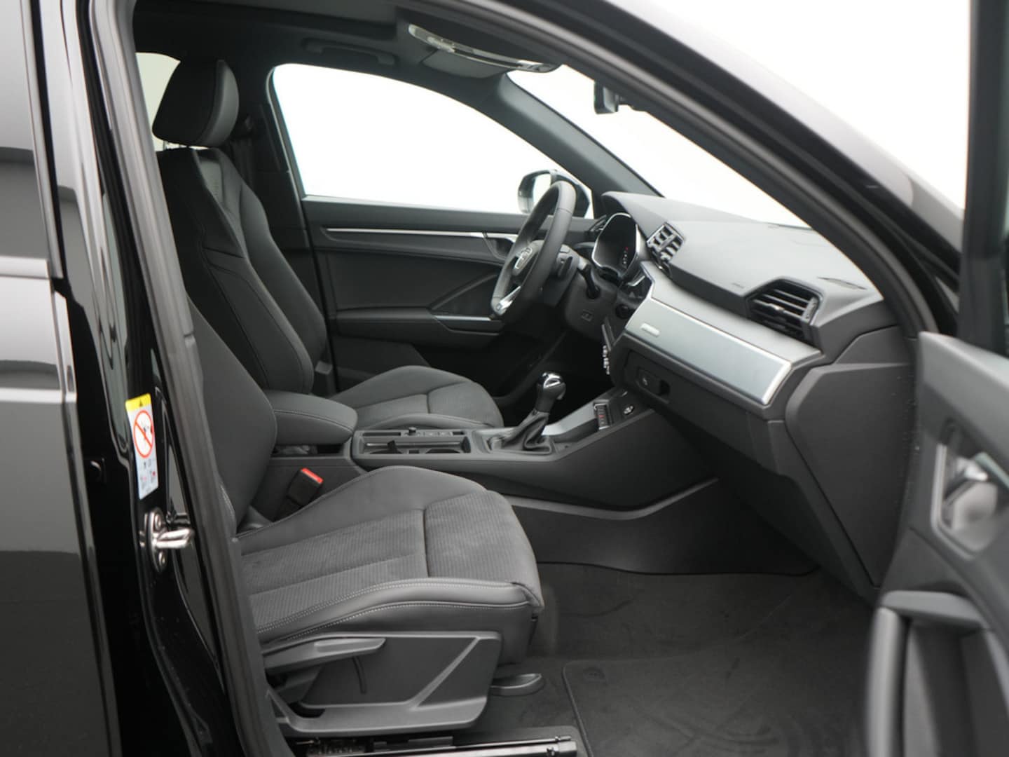 Bild über Audi Q3 TFSI 110 kW S tronic - für weitere Informationen kontaktieren Sie den Audi Partner