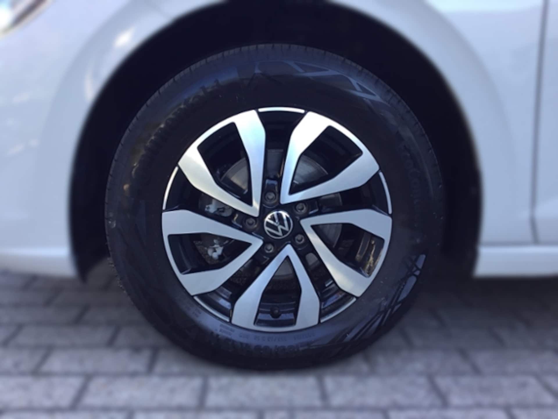 Volkswagen Polo Active